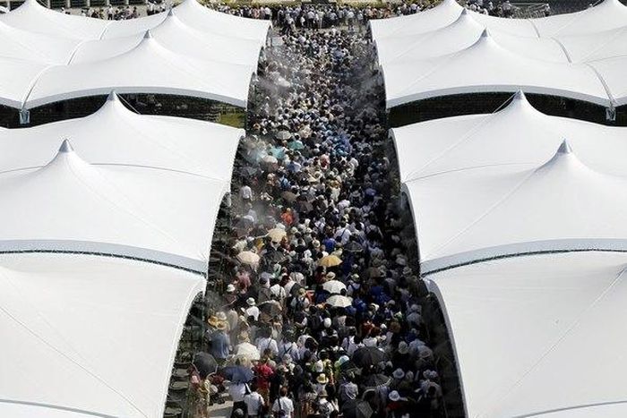 Japan hurt Asia with 'reckless war', PM's advisers say