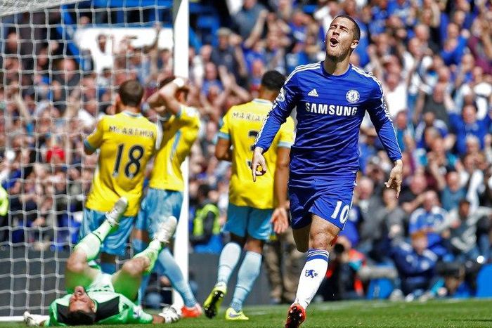 Eden Hazard celebrates scoring the first goal for Chelsea 
Action Images via Reuters / Carl Recine
Livepic