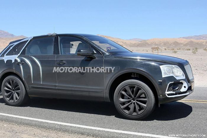 Bentley Bentayga spy shots