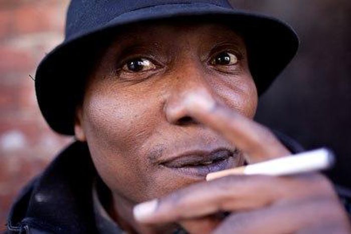 ___3961584___https:______static.pulse.com.gh___webservice___escenic___binary___3961584___2015___7___10___21___A-man-smokes-an-electroni-007