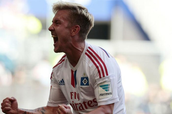 ___3927762___https:______static.pulse.com.gh___webservice___escenic___binary___3927762___2015___7___1___22___lewisholtby-cropped_1gvnqref6102x10nhteihn1djl