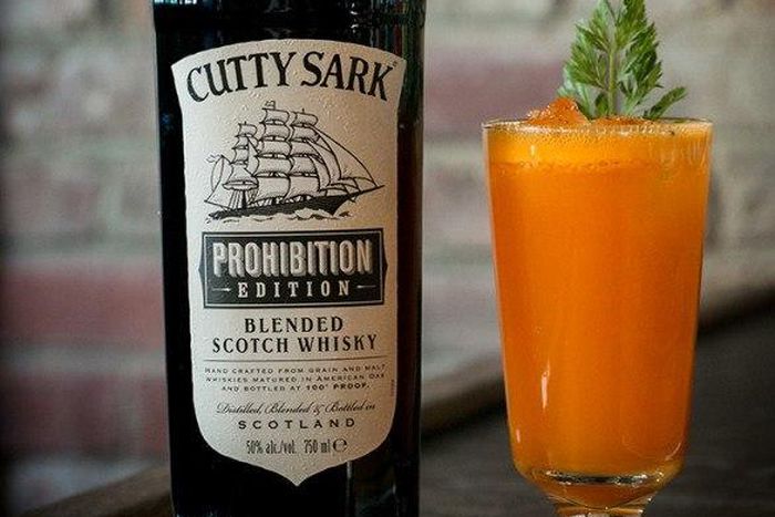 carrots and cutty whisky cocktail
