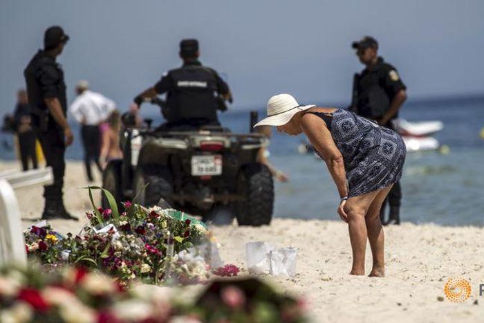 British death toll from Tunisia attack rises to 27 - PM Cameron