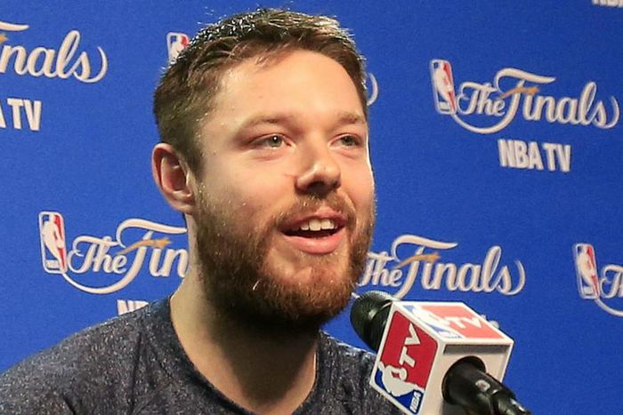 ___3852423___https:______static.pulse.com.gh___webservice___escenic___binary___3852423___2015___6___11___12___matthew-dellavedova-cropped_172gyt0p6l6x1wfm4qgeu776p_2