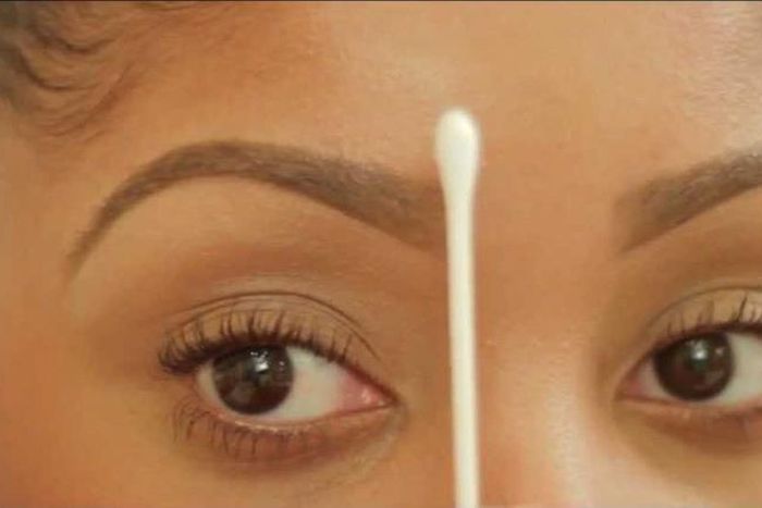 Perfectly defined brows frame the eyes