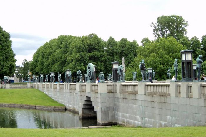 The Vigeland park bridge in Oslo.
