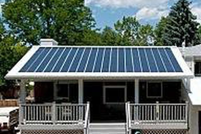 Police general killed in roadside bomb attack in Sinai