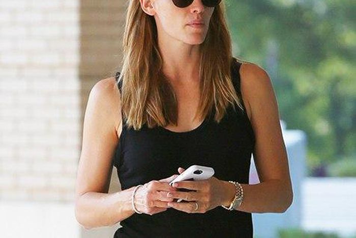 Jennifer Garner spotted in Atlanta wearing her wedding ring