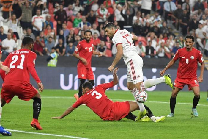 Iran's Mehdi Taremi scores twice as his side thrash Yemen 5-0 in their opening game of the Asian Cup