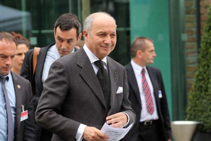 French foreign minister arrives in Tehran for talks