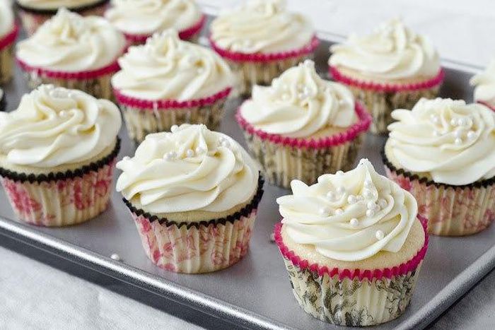 Cup cakes and frosting