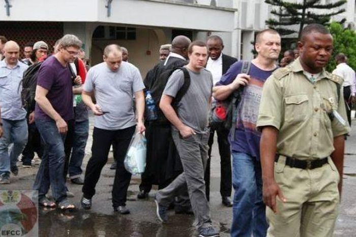 EFCC arrests 14 foreigners for oil bunkering