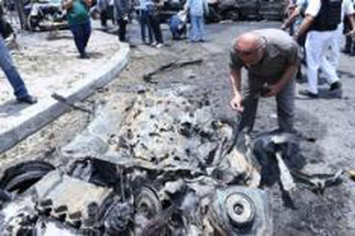 Bomb explodes at Cairo traffic sentry post, wounds three police