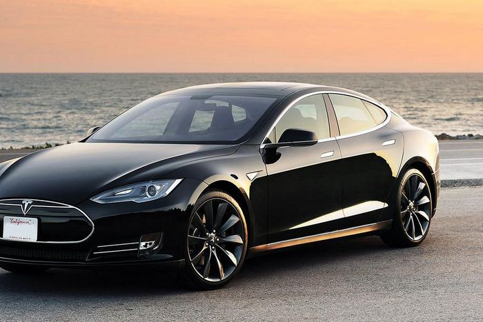 Tesla Model P85D
