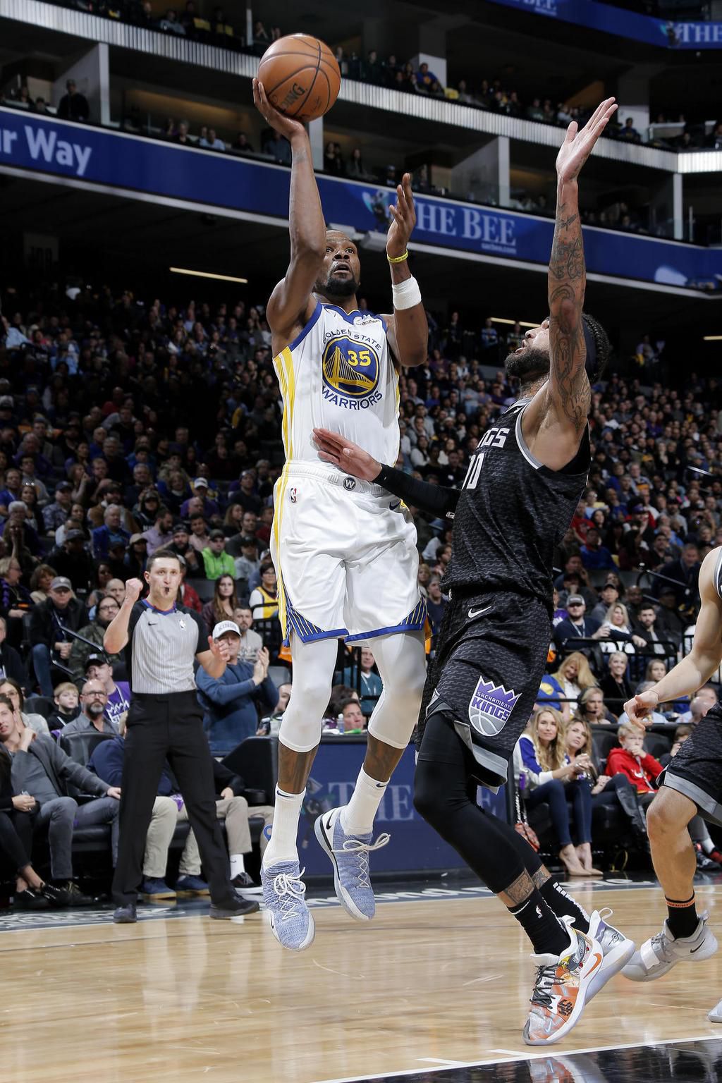 Kevin Durant put up 29 points for the Warriors [Warriors]