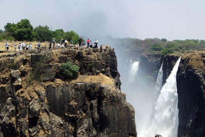 ___3841747___https:______static.pulse.com.gh___webservice___escenic___binary___3841747___2015___6___8___16___BBkIu58