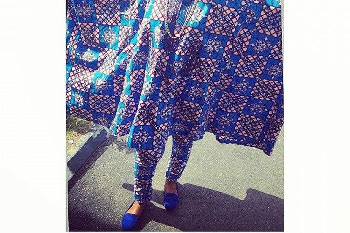 Yemi Alade at her dad's funeral