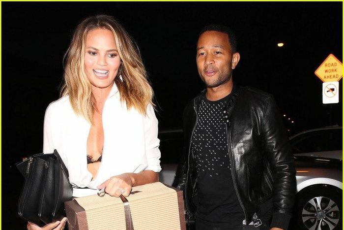 Chrissy Teigen ready for family with John Legend