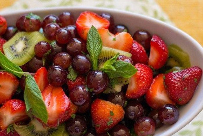Fresh fruit salad