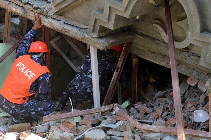 ___3748791___https:______static.pulse.com.gh___webservice___escenic___binary___3748791___2015___5___12___19___nepal+quakes