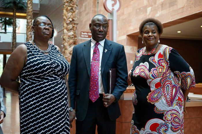B.B. King’s daughters Patty King (left) and Karen Williams with attorney Benjamin Crump