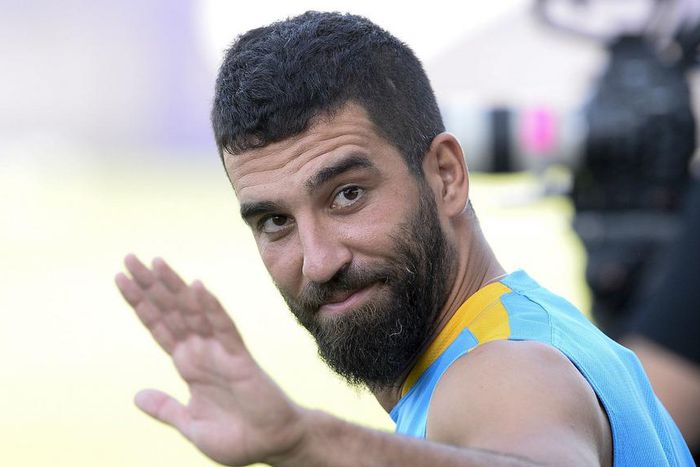 ___3990821___https:______static.pulse.com.gh___webservice___escenic___binary___3990821___2015___7___20___17___ardaturan-cropped_s0l4g3dvr3311ot81qq4t0ugs