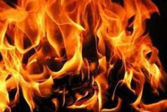 ___4050803___https:______static.pulse.com.gh___webservice___escenic___binary___4050803___2015___8___7___13___Fire
