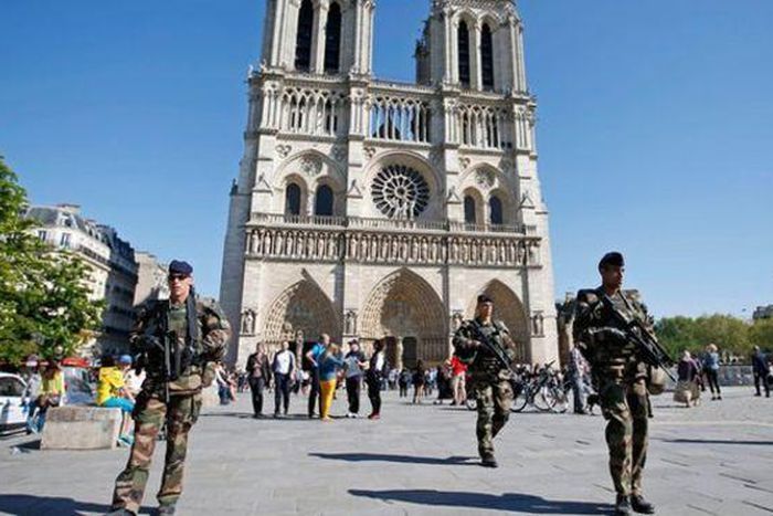 ___3690936___https:______static.pulse.com.gh___webservice___escenic___binary___3690936___2015___4___23___12____82506721_82506716