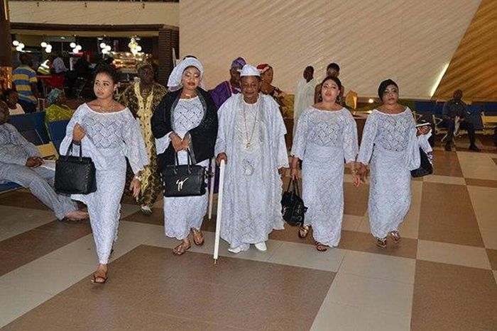 Alafin of Oyo and his four youngest wives