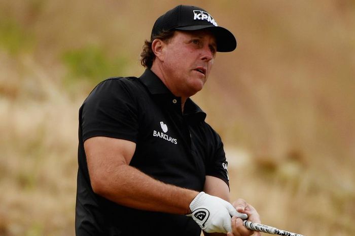 ___3872929___https:______static.pulse.com.gh___webservice___escenic___binary___3872929___2015___6___17___7___phil-mickelson-cropped_15m73k5fjqfz7z9b2mg7v9v8x