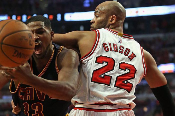 ___3742606___https:______static.pulse.com.gh___webservice___escenic___binary___3742606___2015___5___11___10___cavaliersbulls-cropped_1tupxzrt7zhvs1jurfz9sw4fgm_1