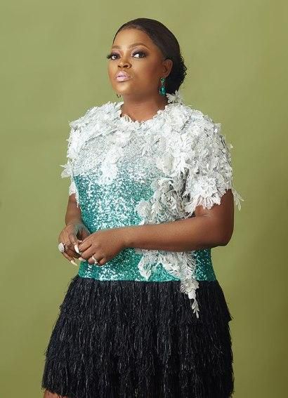 ___8769182___2018___8___25___9___funke+akindele4