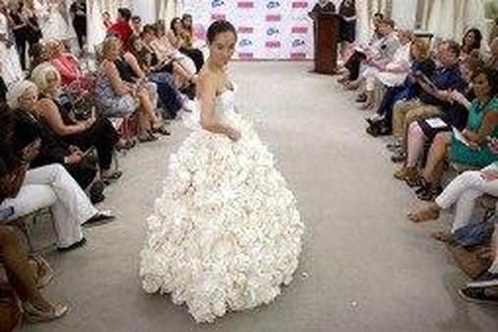Toilet Paper Wedding Dress Contest