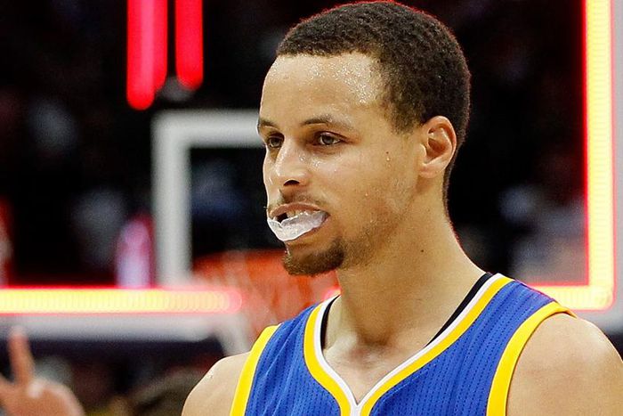 ___3477001___https:______static.pulse.com.gh___webservice___escenic___binary___3477001___2015___5___5___16___stephcurry-cropped_rql9bb6n6y5u1kquua8s0kqbs