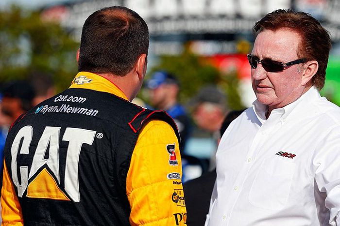 ___3731943___https:______static.pulse.com.gh___webservice___escenic___binary___3731943___2015___5___7___12___ryan-newman-and-richard-childress_1j6zhrys7e3jg1lk9pex8i79iw