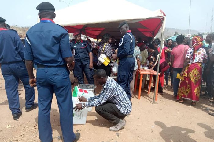 Confusion at Nyanya Polling Unit delays voting