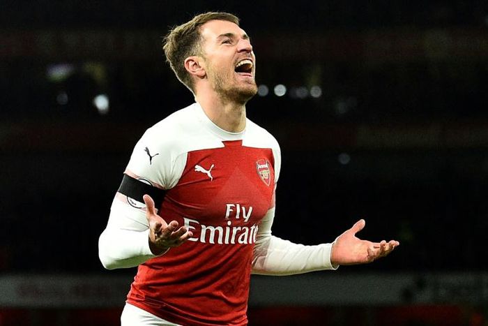 Arsenal's Welsh midfielder Aaron Ramsey has signed a four-year deal with Juventus