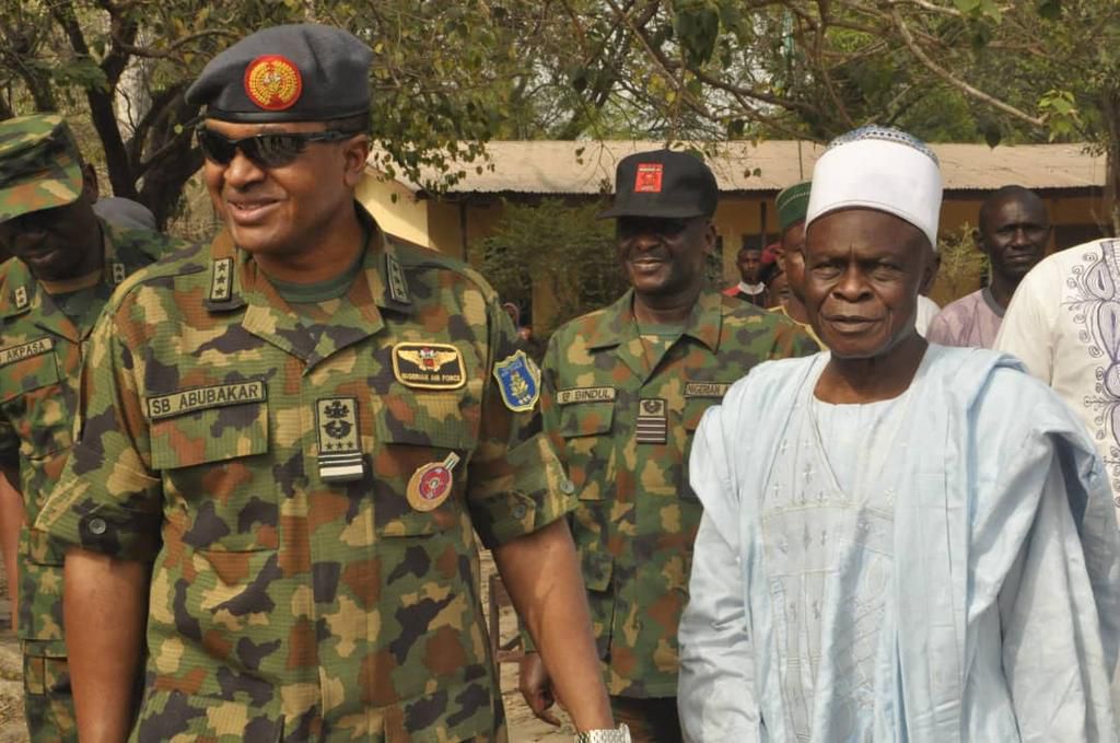 Chief of Air Staff, Air Marshall Sadique Abubakar visit Agatu quick response unit.