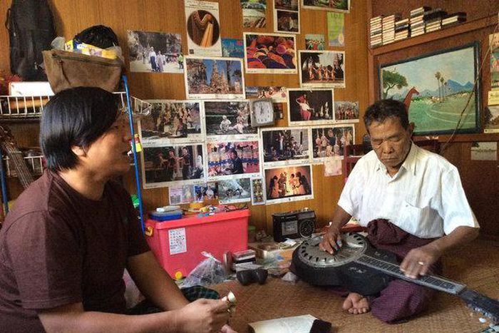 U Tin, Burmese slide guitar master, dies at 87