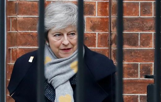 The EU is now waiting for British Prime Minister Theresa May to formally request renewed talks, while warning that the Brexit agreement can not at this stage be reopened for discussion