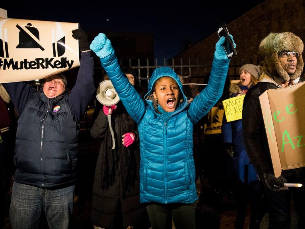 R Kelly is the headliner at the Spring Break Jam fixed for April 6, 2019. But it may not hold at a venue that has been picked for the show because of security issues. [ABC News]