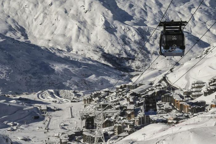 There are 18 recorded cases of measles at the popular Val-Thorens ski resort, mostly among "young adults working at the station" for the season