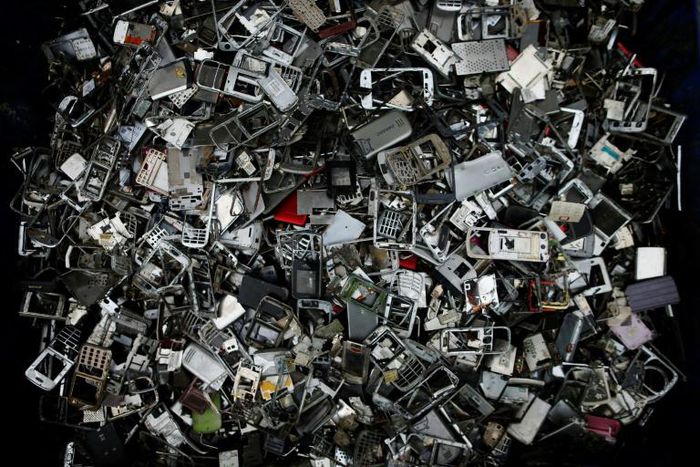 The world produces close to 50 million tonnes of e-waste every year as consumers and businesses throw out their old smartphones, computers and household appliances -- matrial worth an estimated $62.5 billion (55 billion euros)