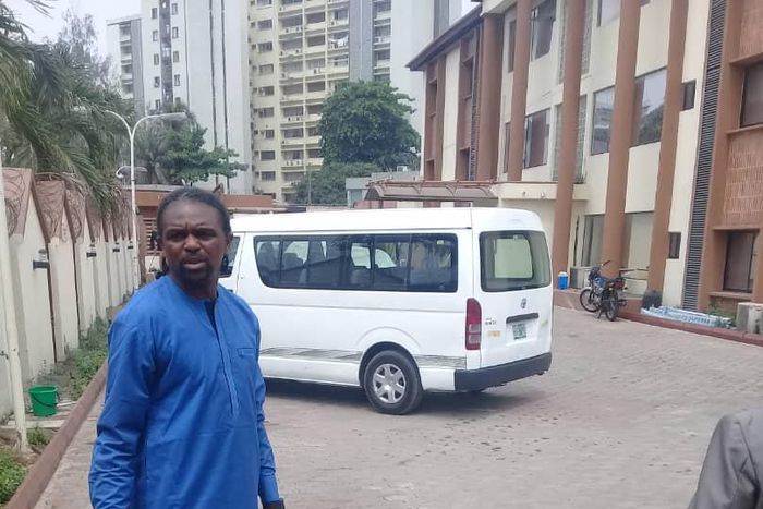 Kanu Nwankwo has reportedly to been robbed of his medals [NFF]