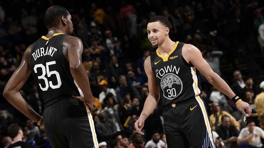 Steph Curry and Kevin Durant  came up big at the Oracle Arena  [Warriors]