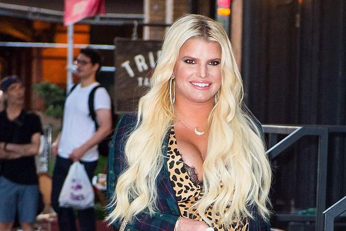 Jessica Simpson Shares Photo Hinting At Diet
