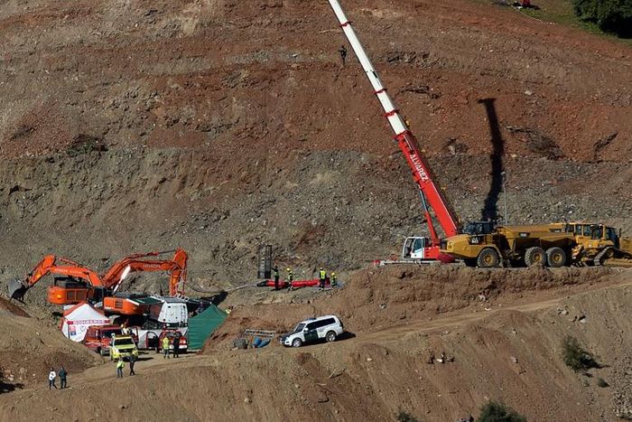 Hundreds of people had been working round-the-clock to try to reach Julen Rosello