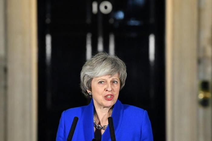 Prime Minister Theresa May is reaching out to rivals to try to break the Brexit deadlock