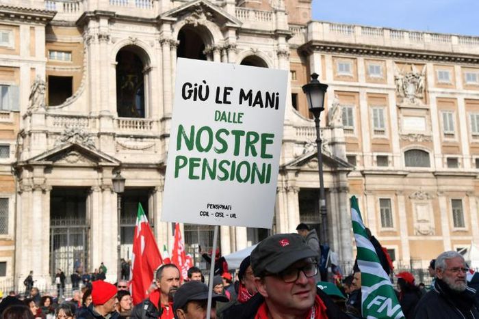The union-sponsored demonstration in Rome was the biggest in four years