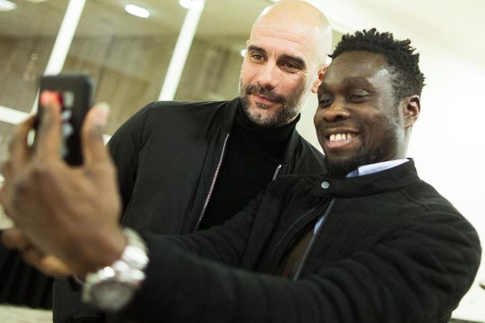 Pep Guardiola and Oma Akatugba (Twitter/Oma Akatugba)